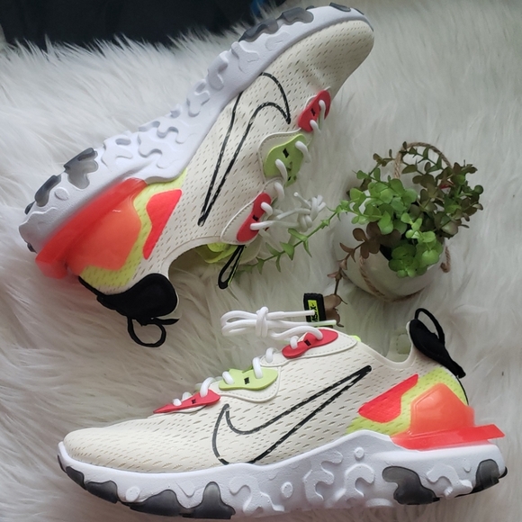 nike react pale ivory